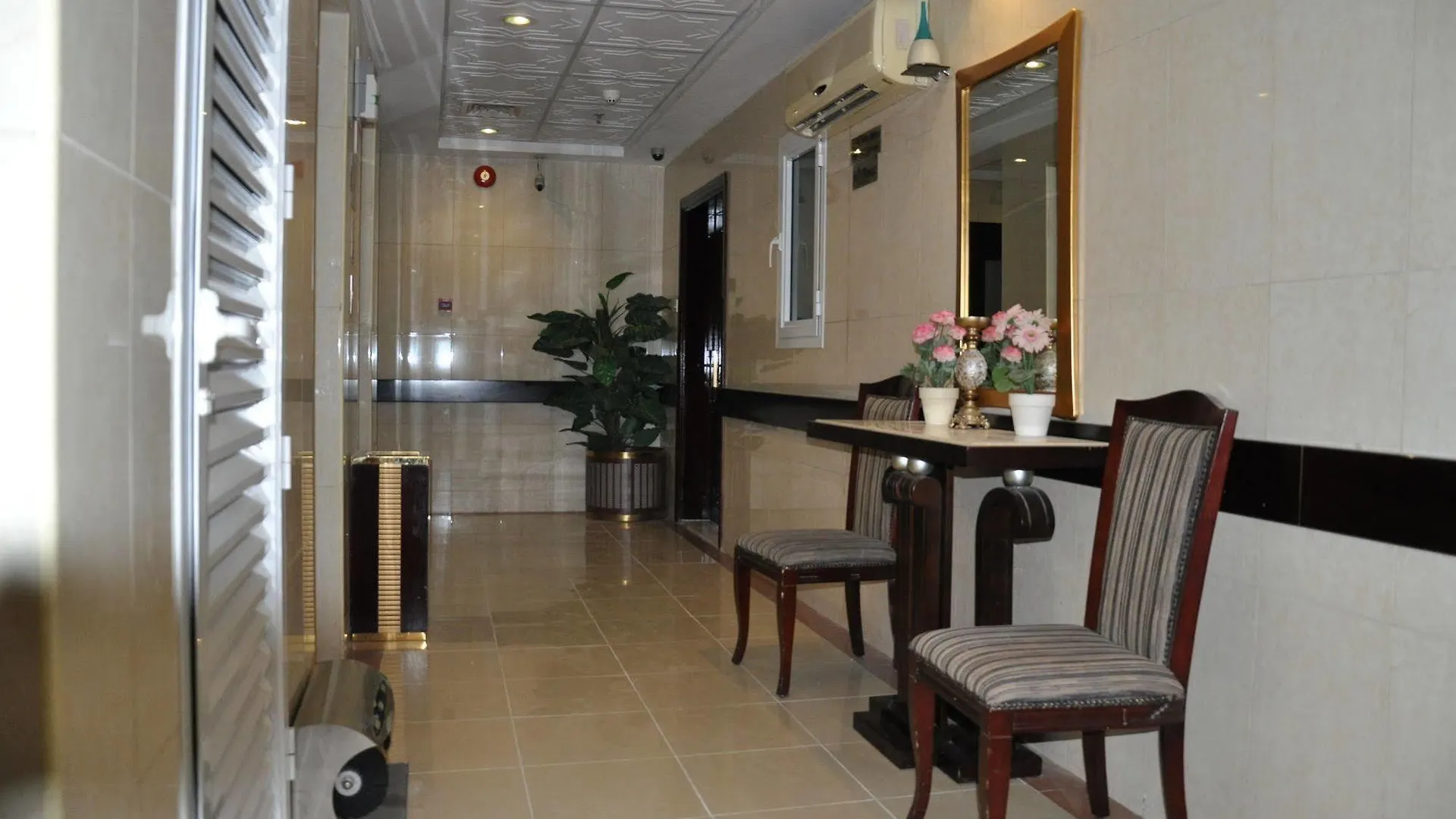 Pan Gulf Hotel Suites Sardzsa