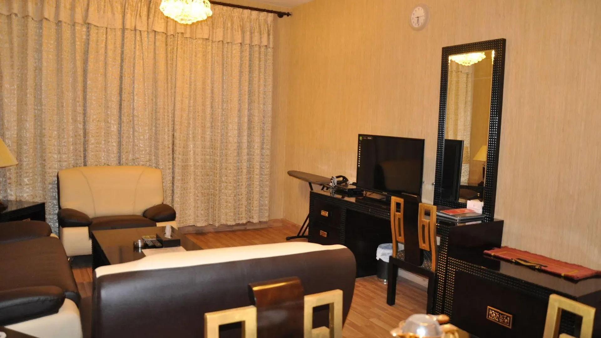 Pan Gulf Hotel Suites Schardscha 3*,  Vereinigte Arabische Emirate