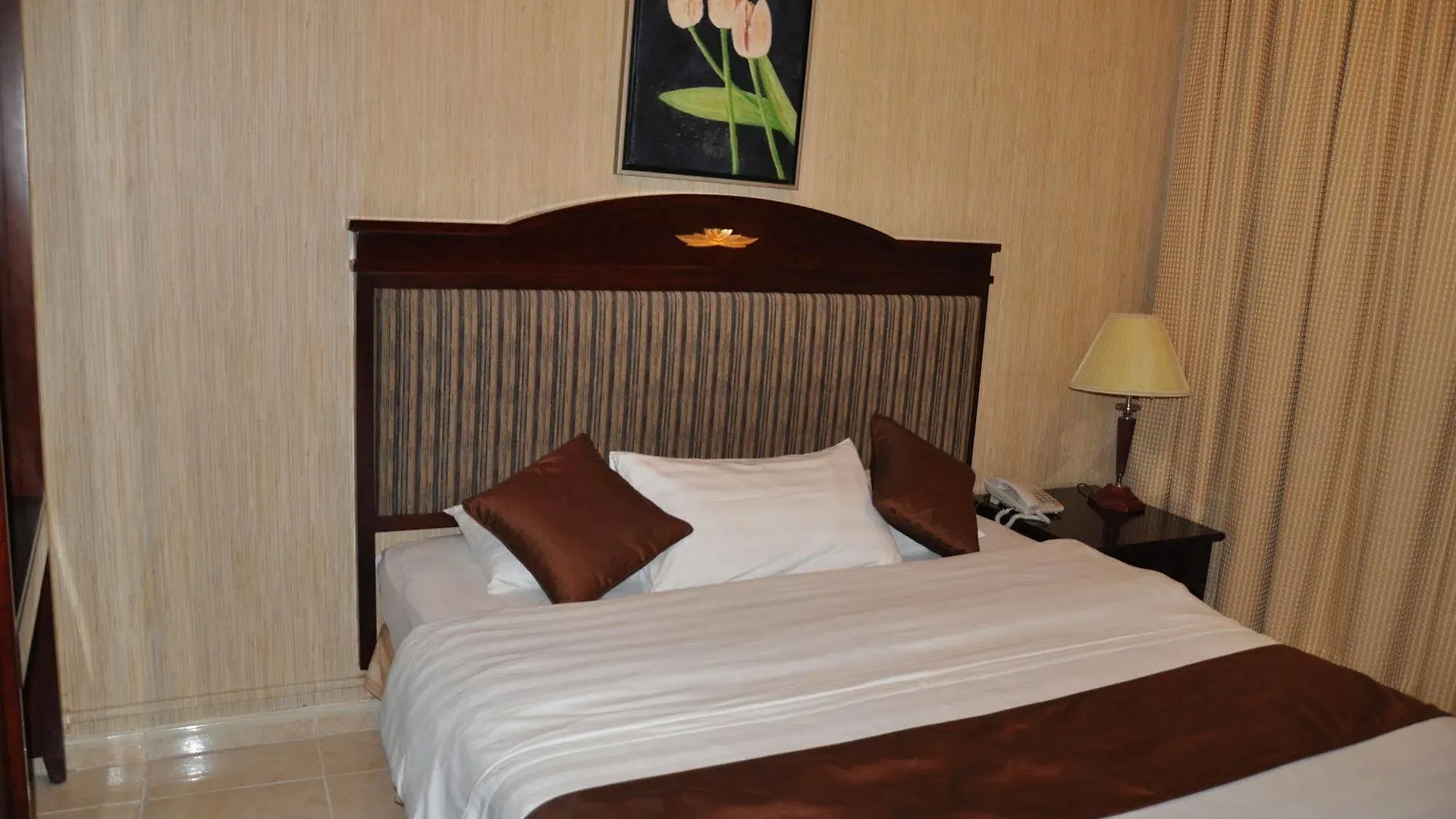 Pan Gulf Hotel Suites Schardscha